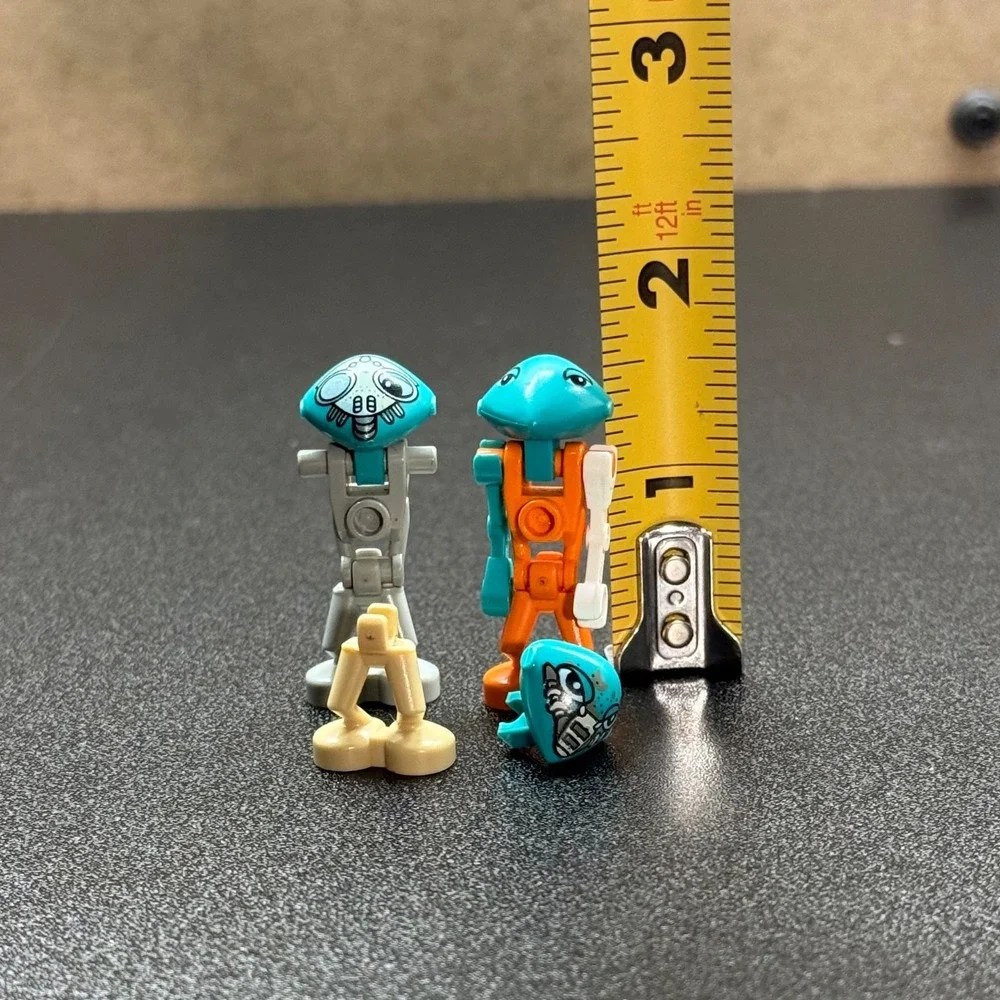 Lego Life On Mars Alien Figures Parts and pieces incomplete Orange,grey,tan,blue